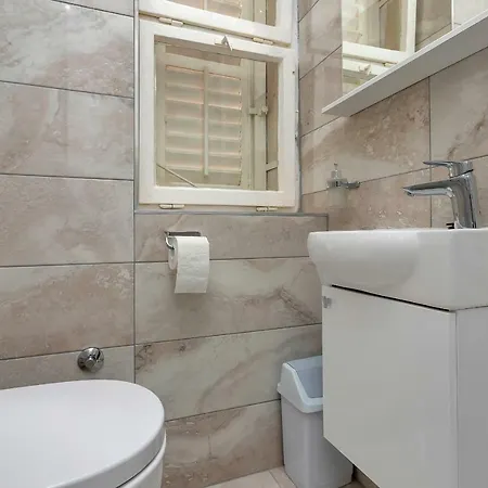 Sun&sea For 2 Makarska